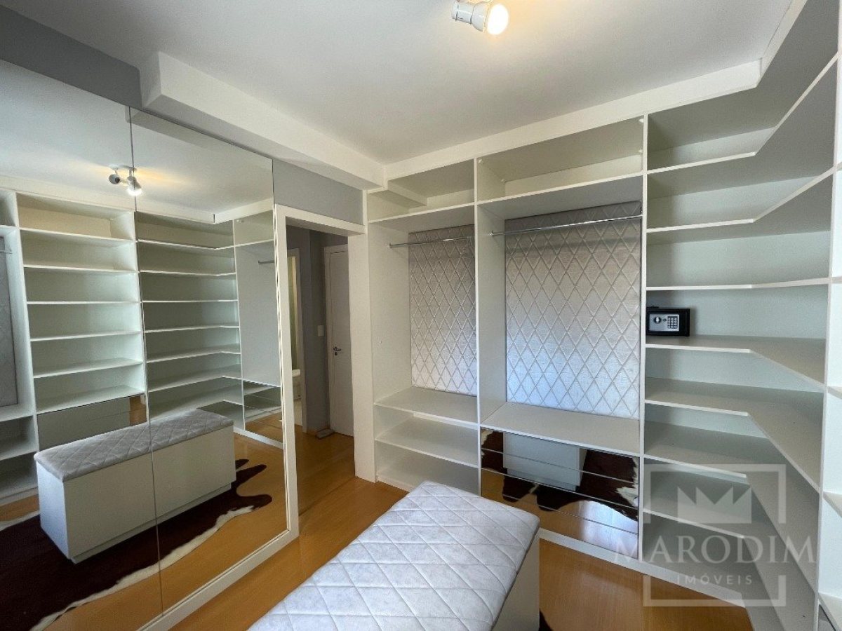 Apartamento com 123m², 2 dormitórios, Sim suíte, 1 vaga, no bairro Centro em Marau