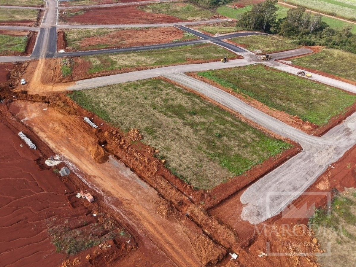 Terreno com 449m², Nao suíte, no bairro Rodovia ERS 324 em Marau