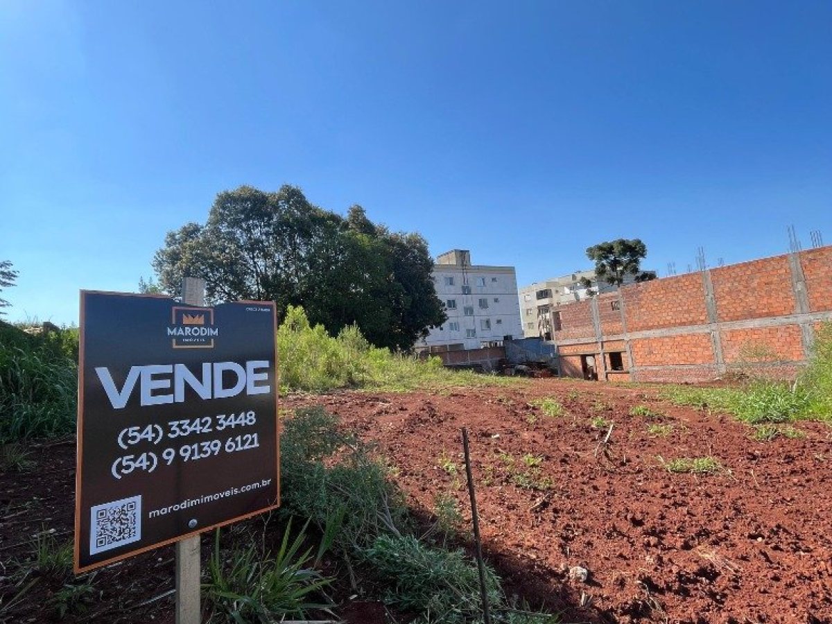 Terreno com 623m², Nao suíte, no bairro Jardim do Sol em Marau