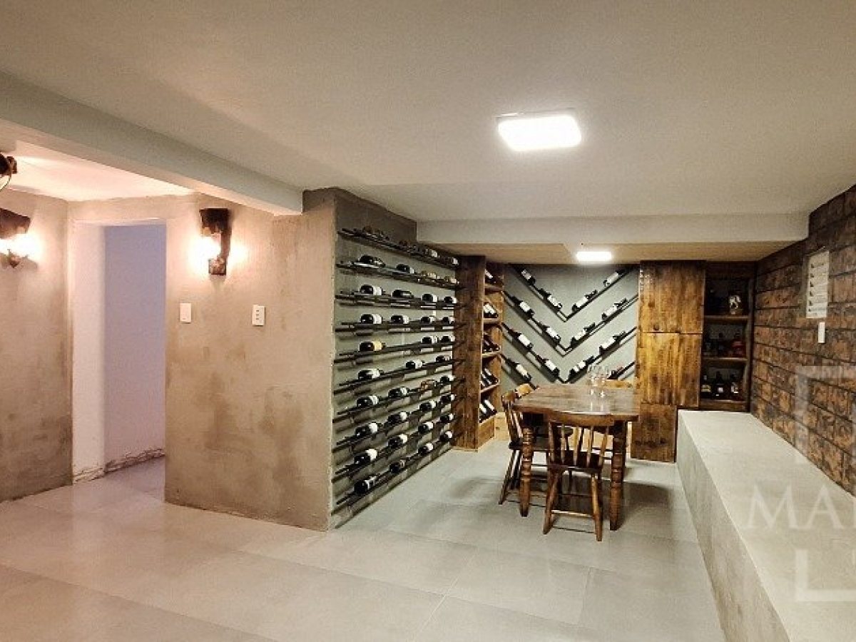 Casa com 255m², 3 dormitórios, Sim suíte, 3 vagas, no bairro Jardim das Palmeiras em Marau