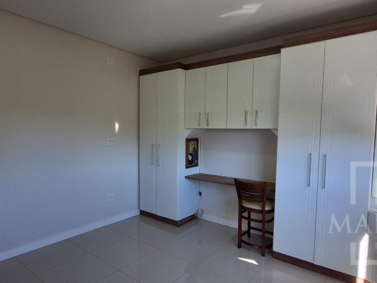 Casa com 255m², 3 dormitórios, Sim suíte, 3 vagas, no bairro Jardim das Palmeiras em Marau