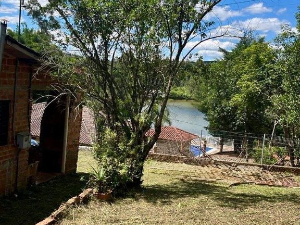 Sítio com 70m², 2 dormitórios, Nao suíte, no bairro Interior em Marau