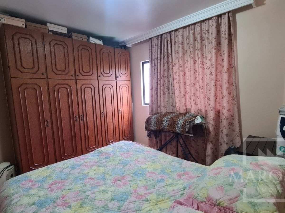 Apartamento com 78m², 2 dormitórios, Nao suíte, 1 vaga, no bairro Centro em Marau