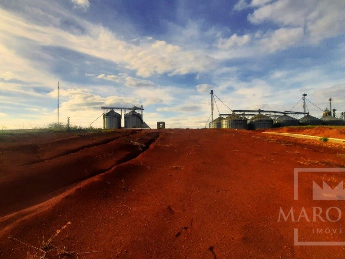 Terreno com 313m², Nao suíte, no bairro Loteamento Garden em Marau