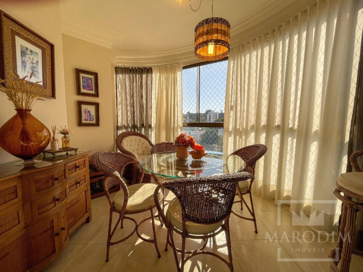 Cobertura com 215m², 3 dormitórios, Sim suíte, 1 vaga, no bairro Centro em Marau