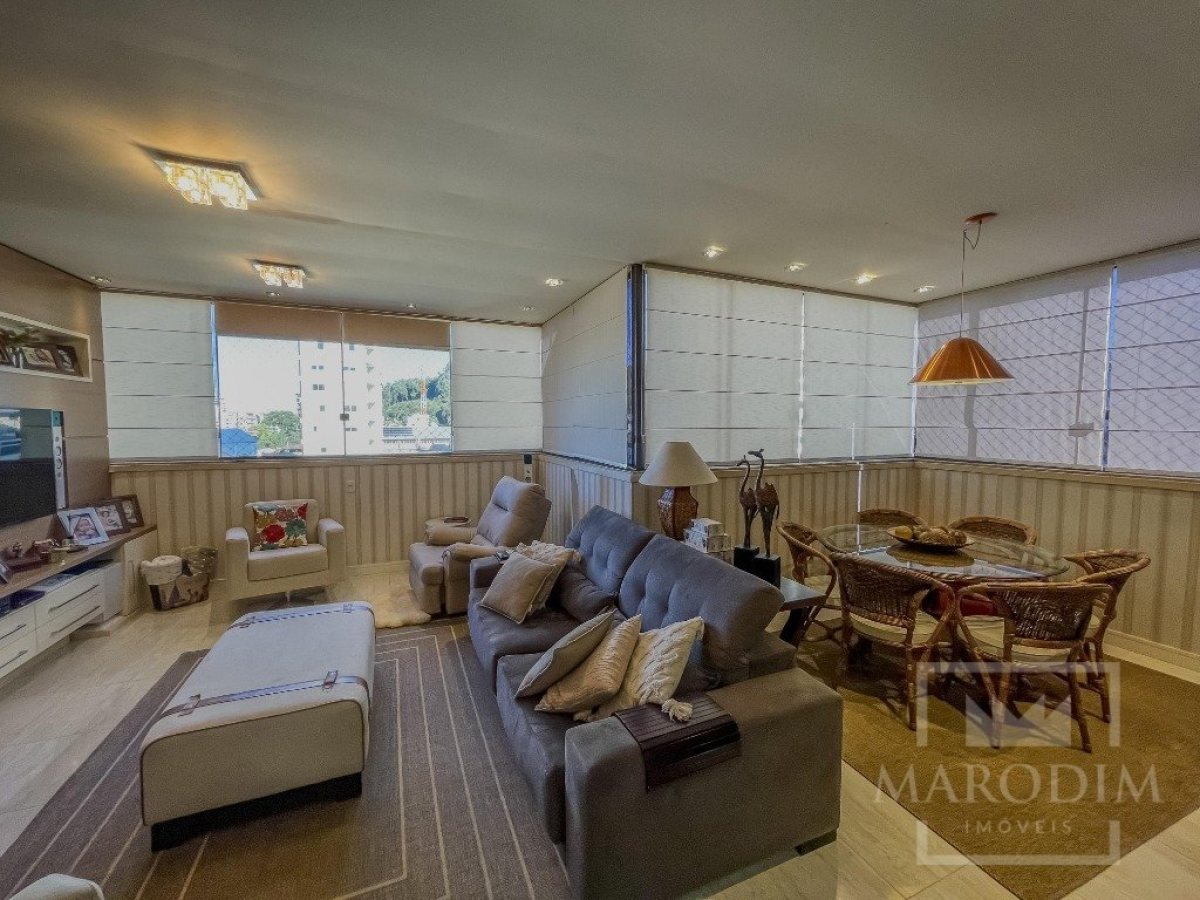 Cobertura com 215m², 3 dormitórios, Sim suíte, 1 vaga, no bairro Centro em Marau