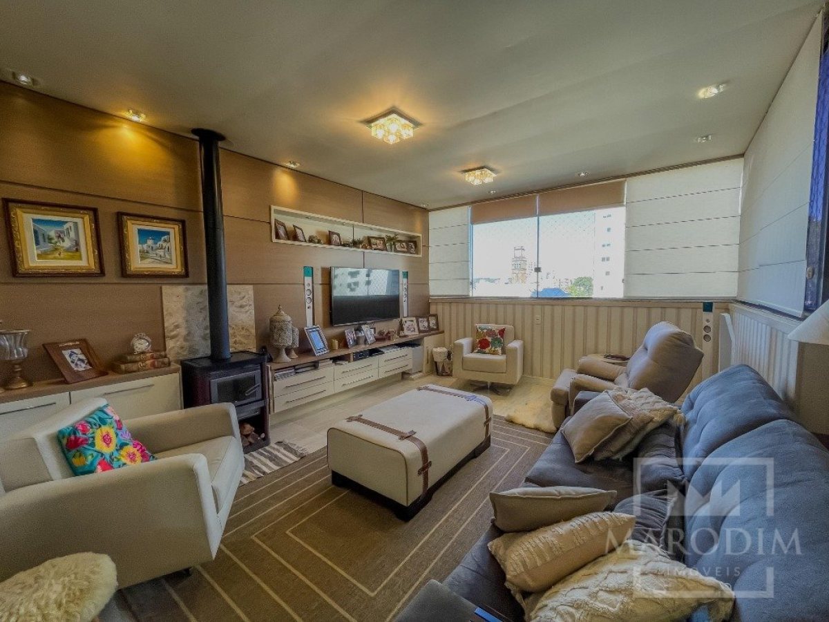 Cobertura com 215m², 3 dormitórios, Sim suíte, 1 vaga, no bairro Centro em Marau