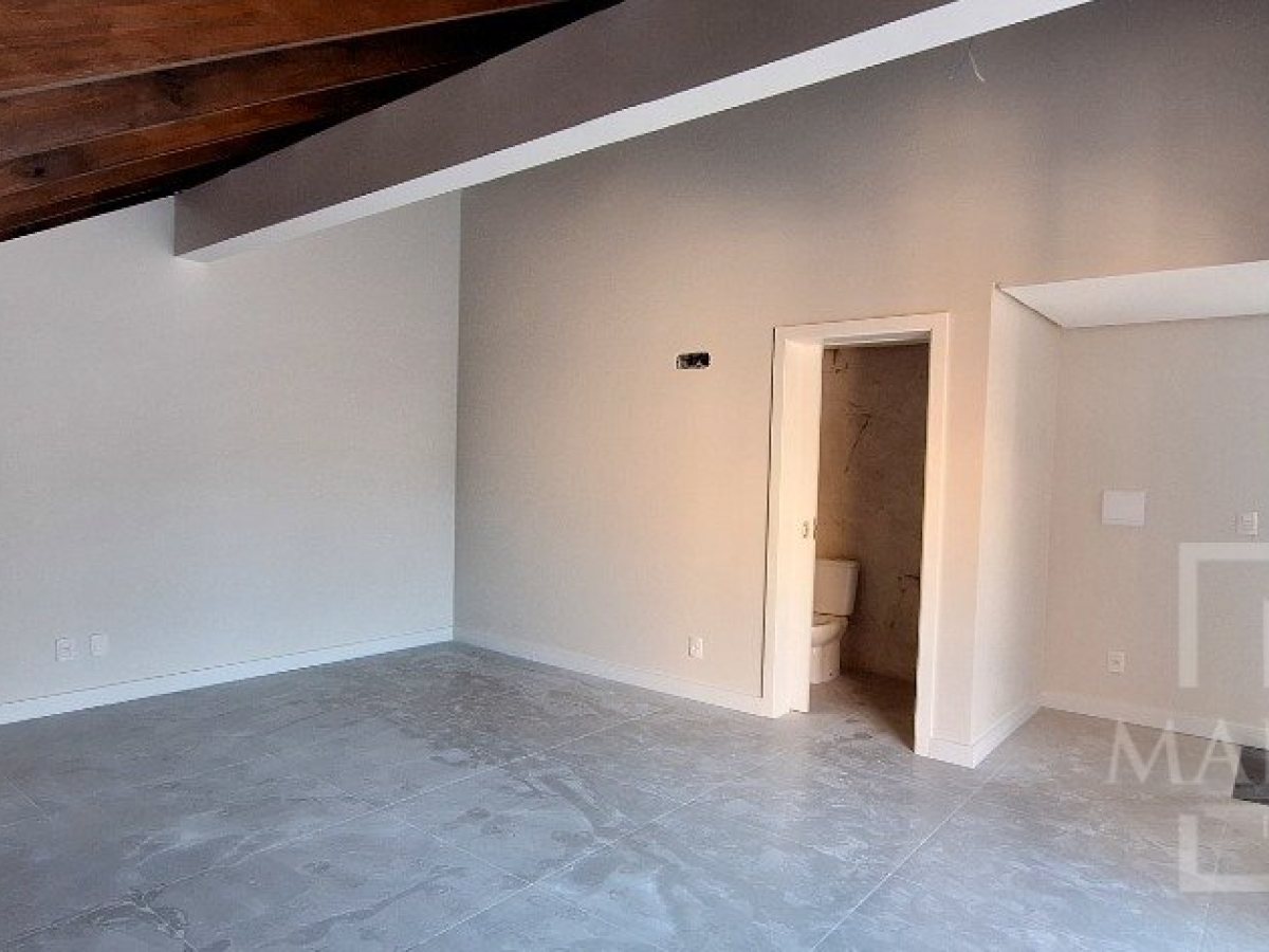 Cobertura com 137m², 2 dormitórios, Sim suíte, 1 vaga, no bairro Centro em Marau