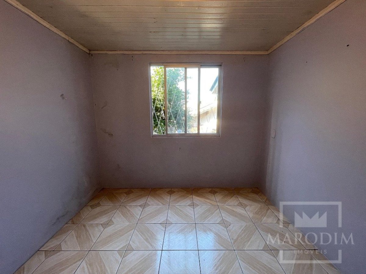 Salas/Conjuntos com 60m², Nao suíte, no bairro Est RS 324 Saída Passo Fundo, Trevo Saída, 1000 em Marau