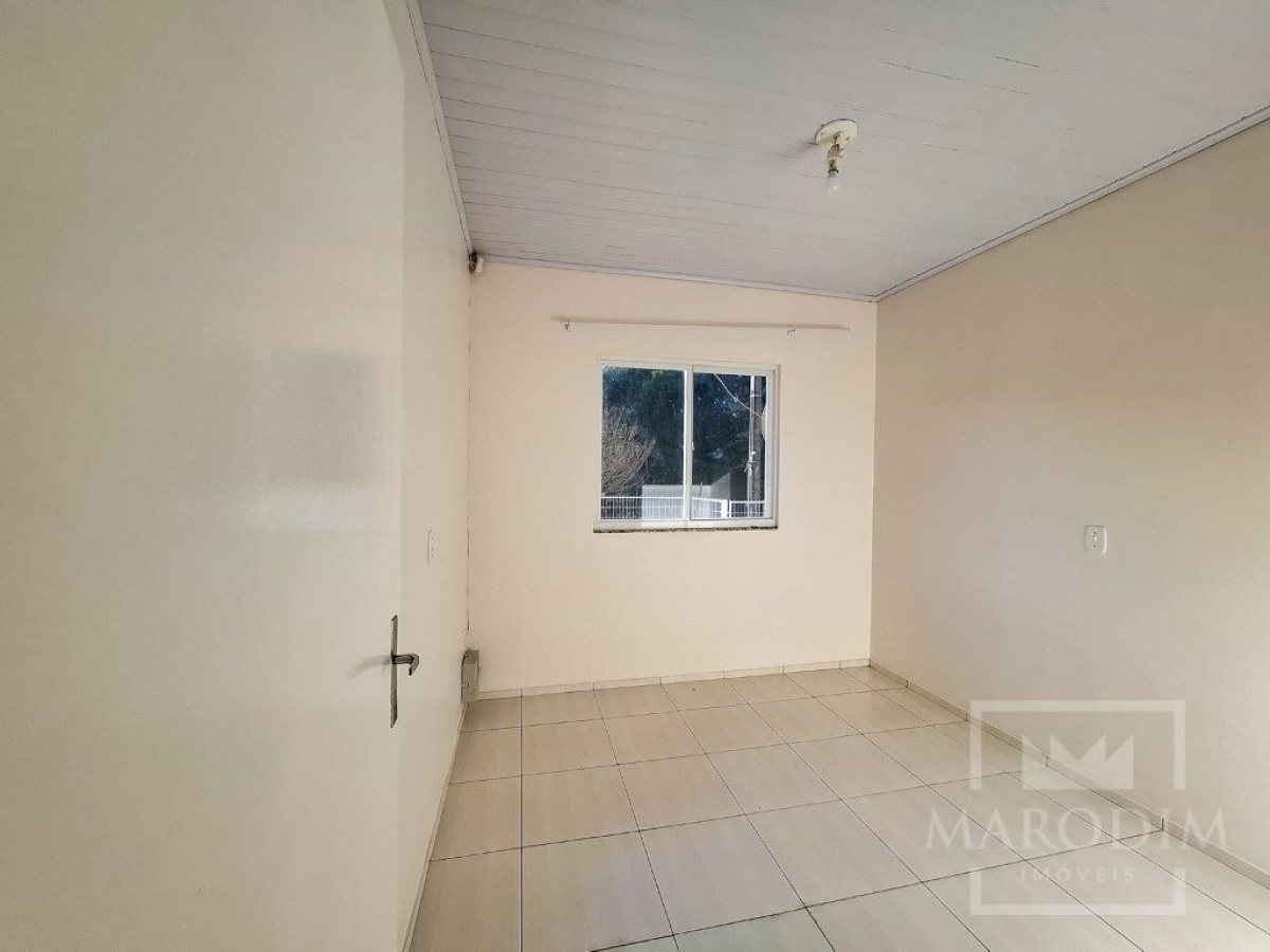 Casa com 49m², 2 dormitórios, Nao suíte, 1 vaga, no bairro Colinas Nova Marau em Marau