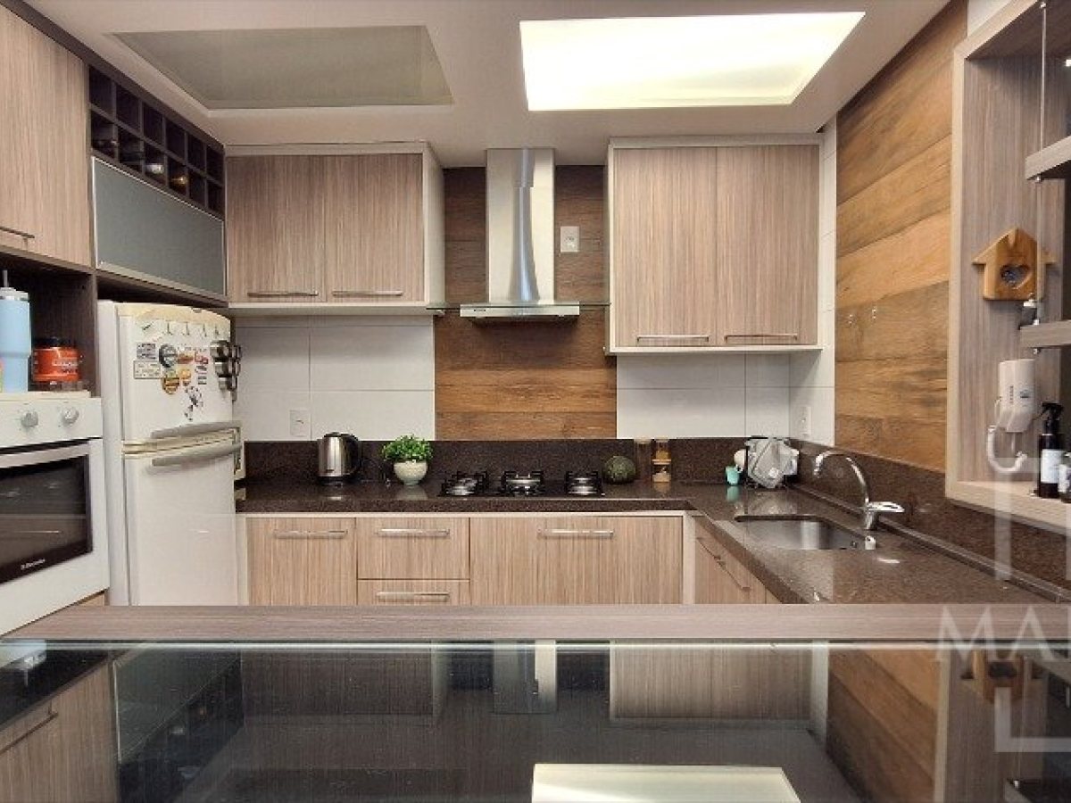 Apartamento com 127m², 2 dormitórios, Sim suíte, 2 vagas, no bairro Centro em Marau