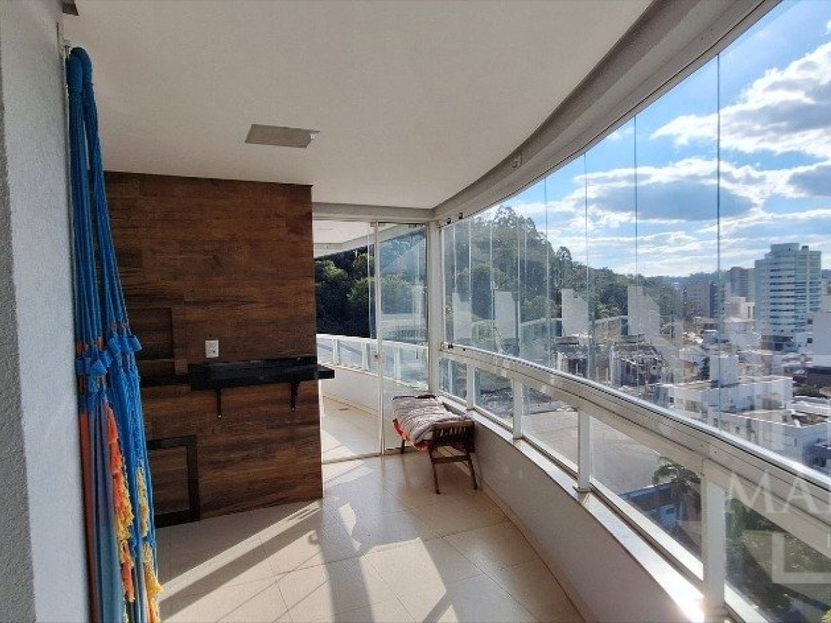 Apartamento com 127m², 2 dormitórios, Sim suíte, 2 vagas, no bairro Centro em Marau