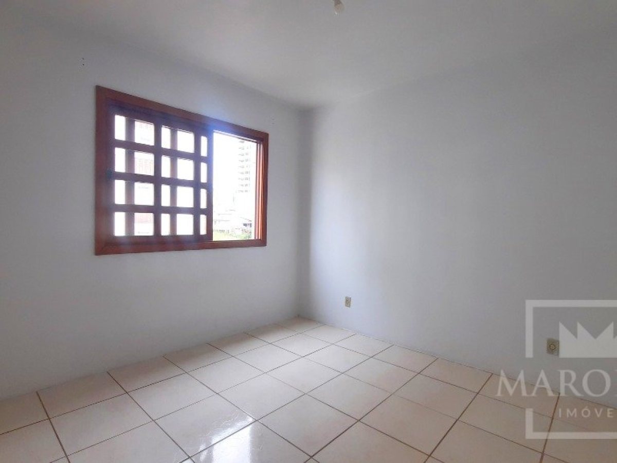 Apartamento com 44m², 1 dormitório, Nao suíte, 1 vaga, no bairro Centro em Marau