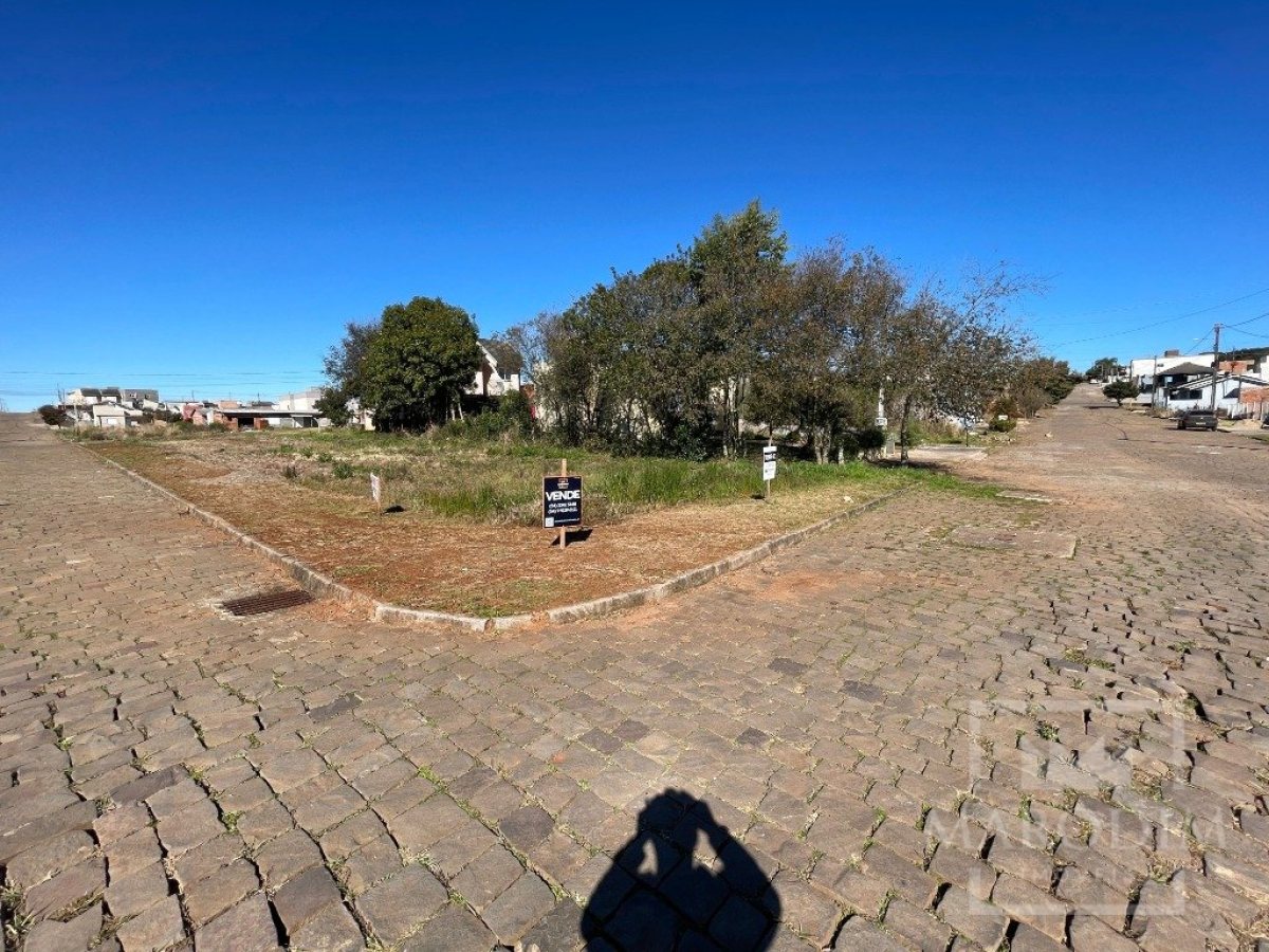 Terreno com 314m², Nao suíte, no bairro Loteamento Bem Viver ll em Marau