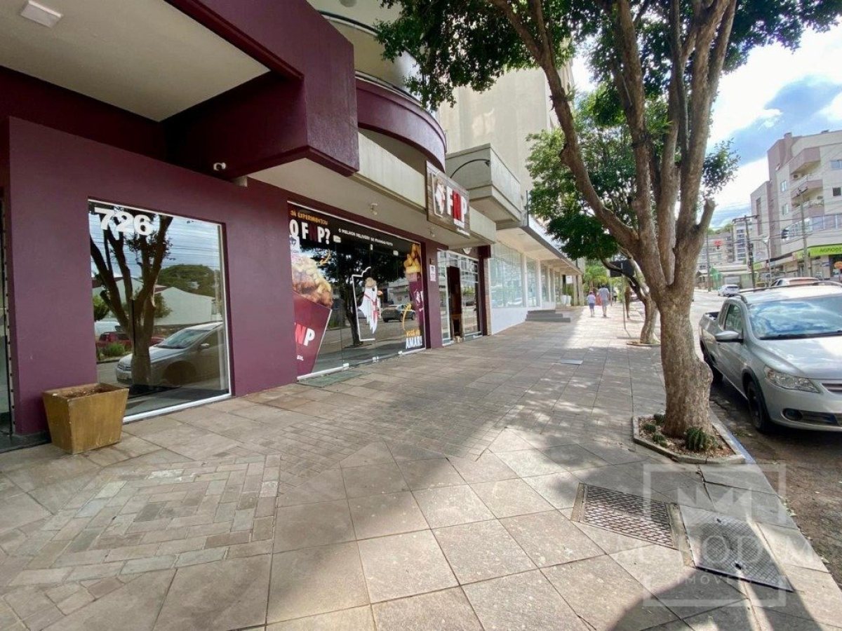 Apartamento com 108m², 3 dormitórios, Nao suíte, 1 vaga, no bairro Centro em Marau