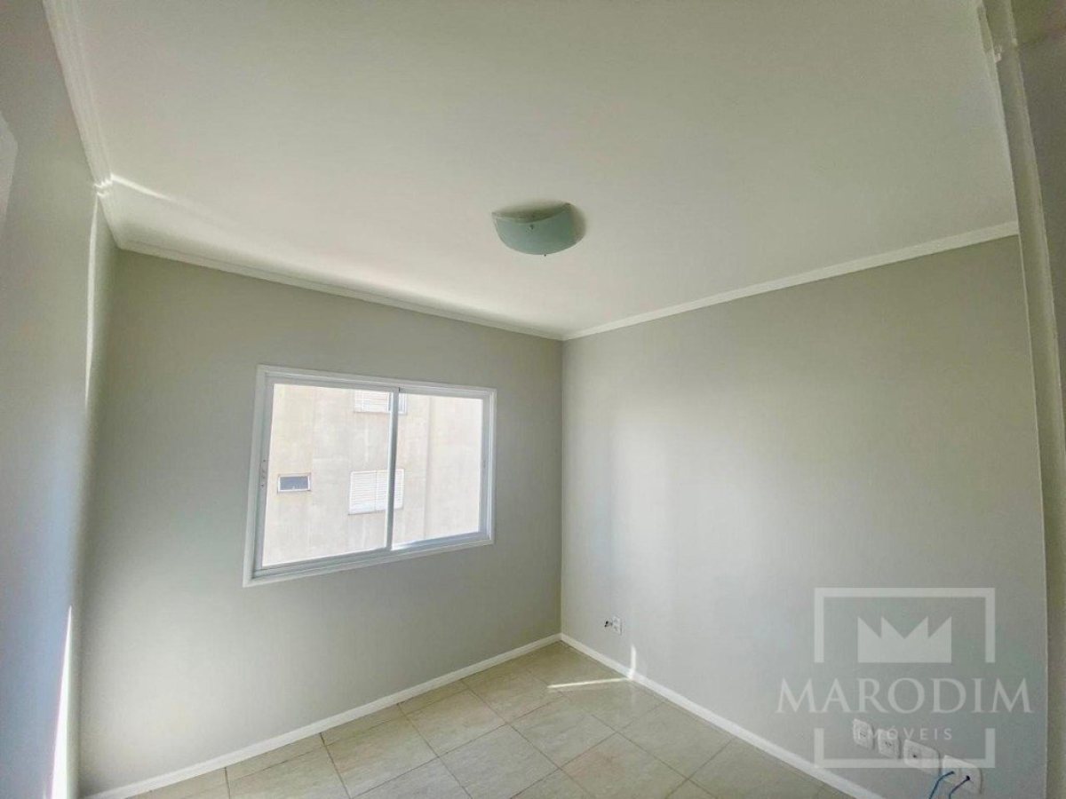 Apartamento com 108m², 3 dormitórios, Nao suíte, 1 vaga, no bairro Centro em Marau