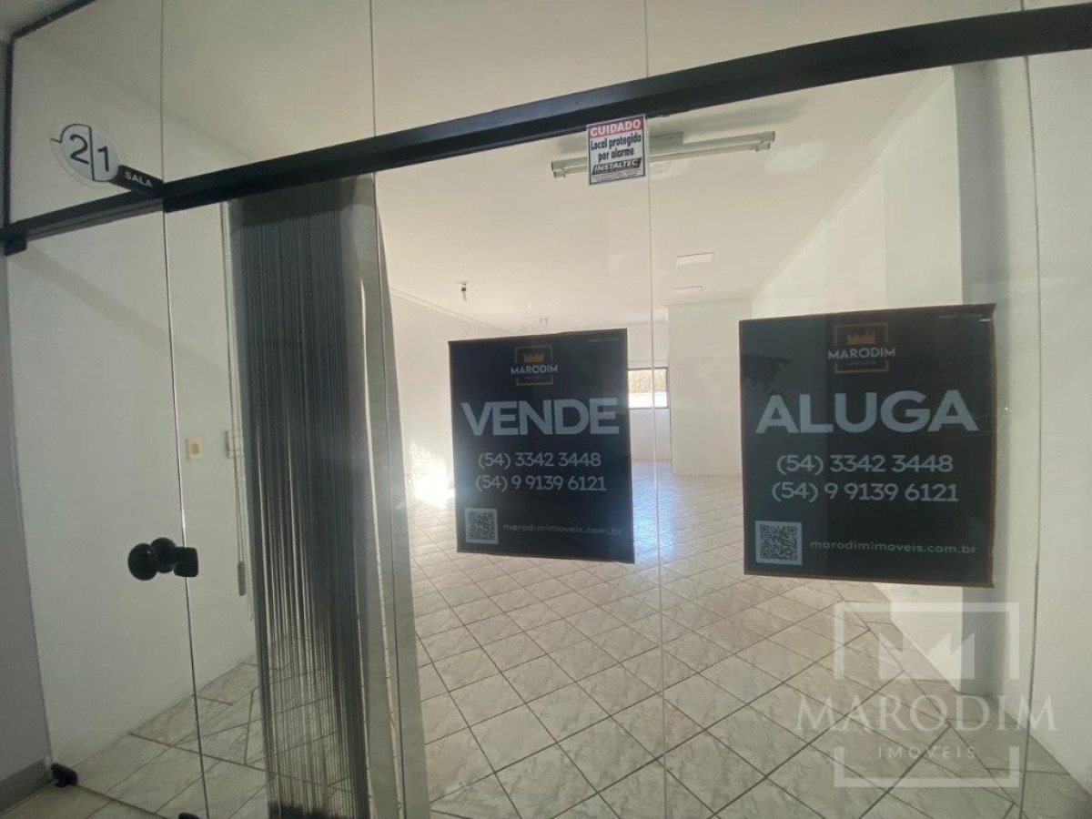 Salas/Conjuntos com 52m², Nao suíte, no bairro Centro em Marau