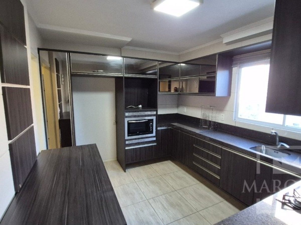 Apartamento com 111m², 3 dormitórios, Sim suíte, 1 vaga, no bairro Centro em Marau