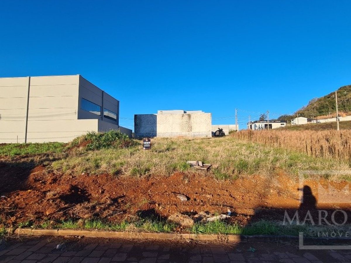 Terreno com 300m², Nao suíte, no bairro Residencial Vivere em Marau
