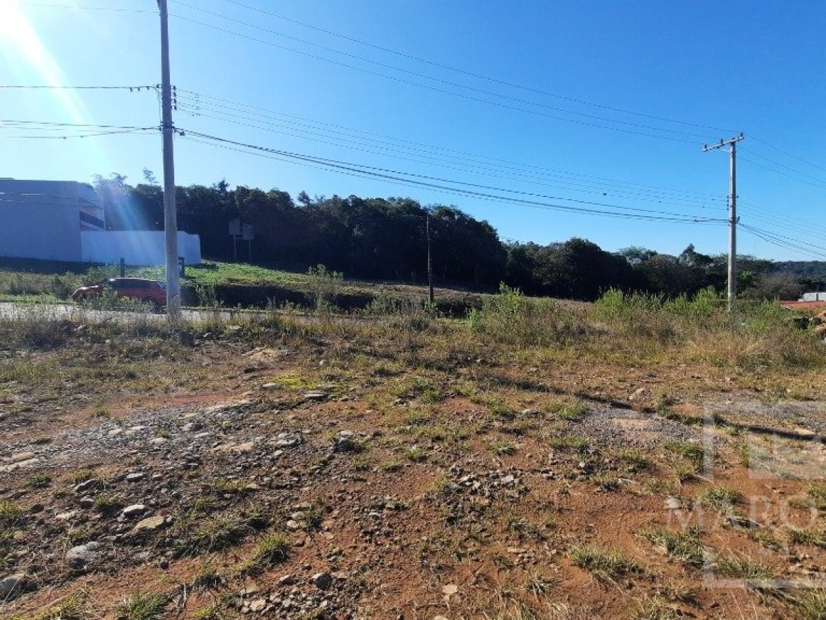 Terreno com 451m², Nao suíte, no bairro Loteamento Altos da Montanha em Marau