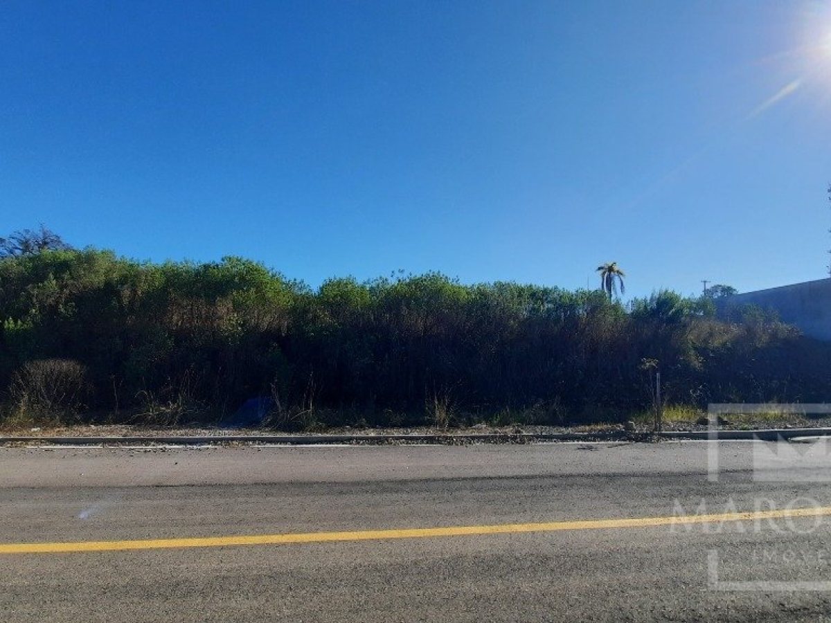 Terreno com 808m², Nao suíte, no bairro Loteamento Altos da Montanha em Marau