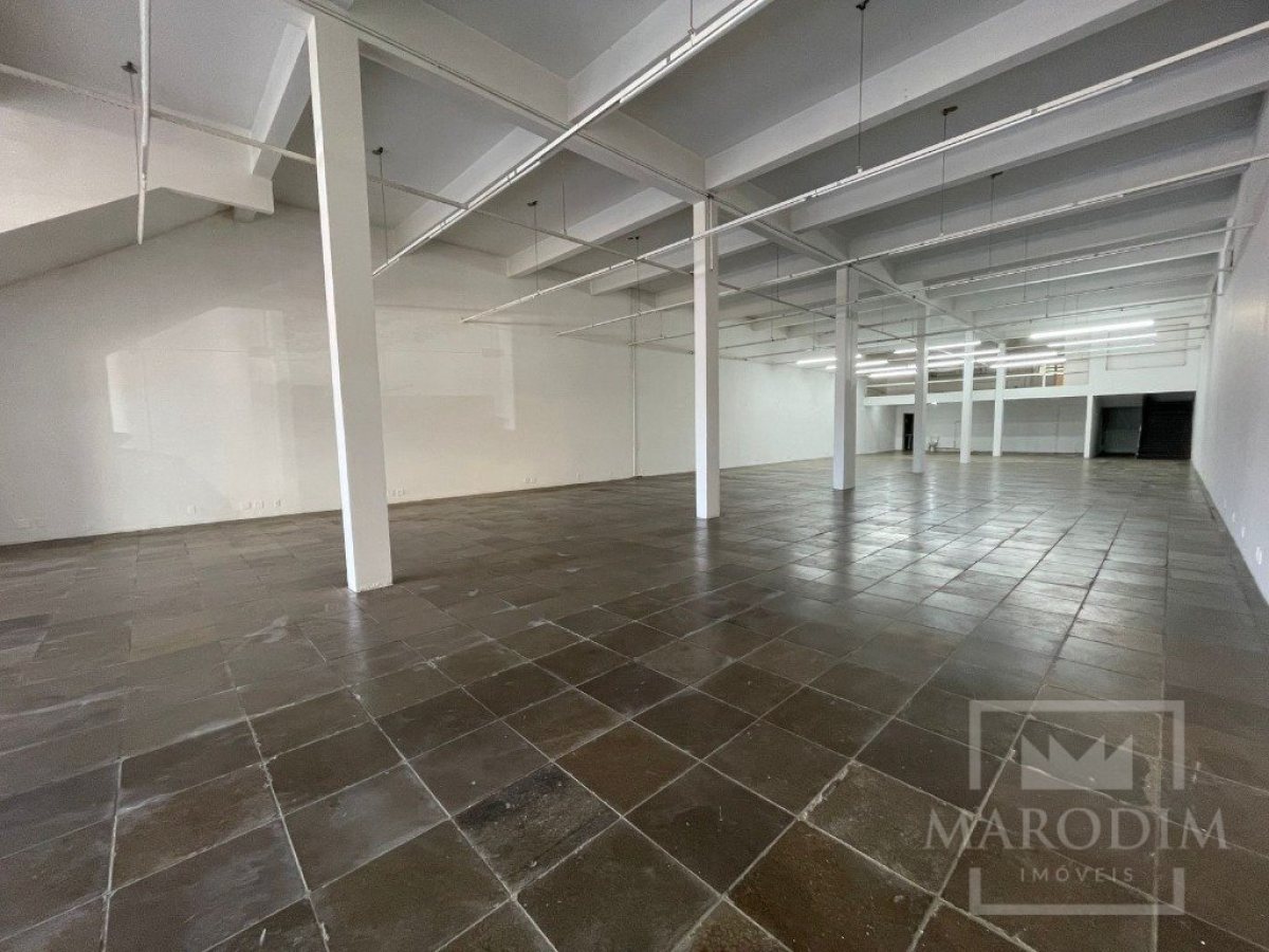 Pavilhão com 1000m², Nao suíte, no bairro Centro em Marau