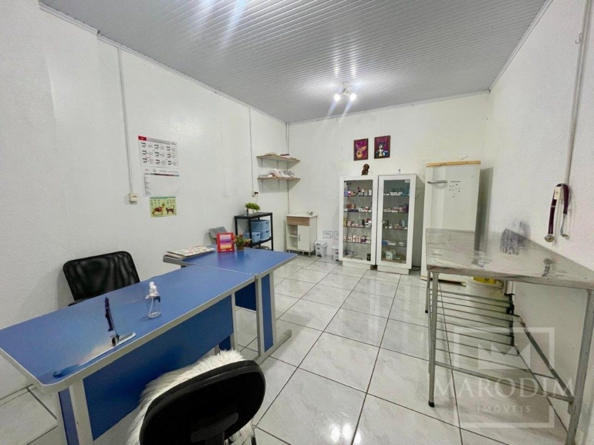 Casa comercial com 458m², Nao suíte, no bairro São  Cristóvão em Marau