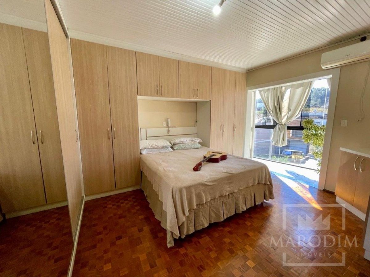 Casa comercial com 458m², Nao suíte, no bairro São  Cristóvão em Marau