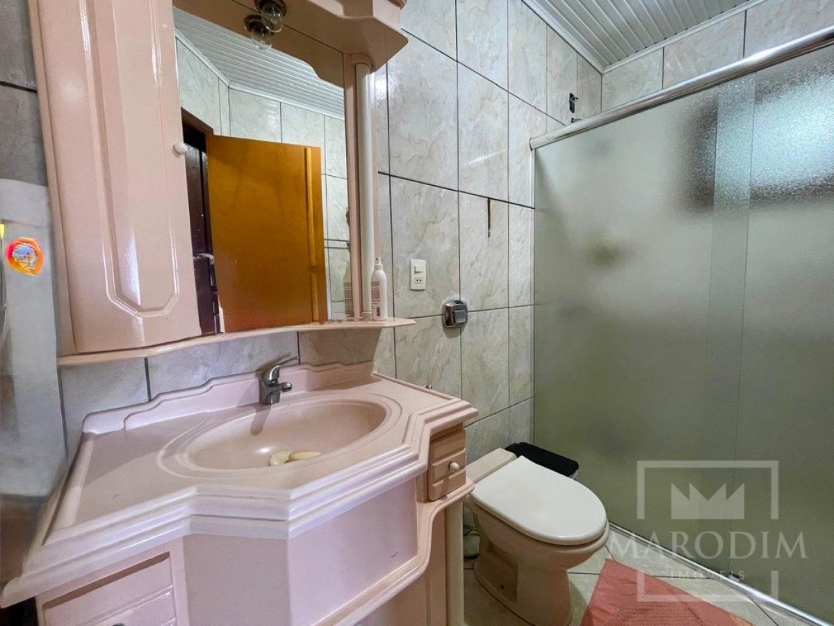 Casa comercial com 458m², Nao suíte, no bairro São  Cristóvão em Marau