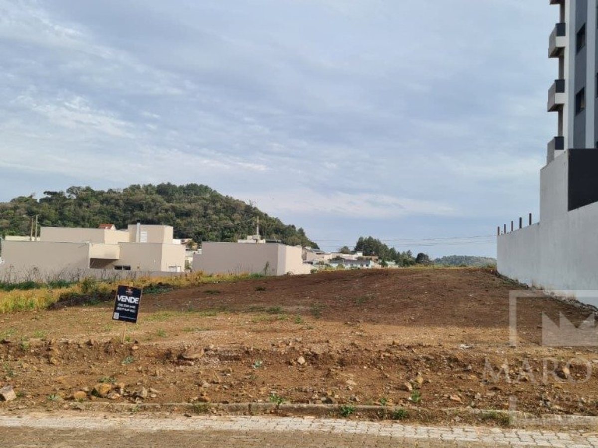 Terreno com 420m², Nao suíte, no bairro Guadalupe em Marau
