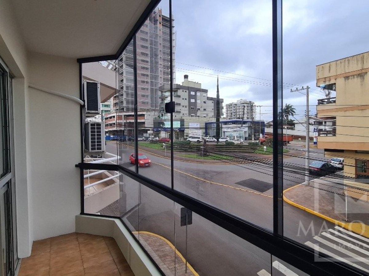 Apartamento com 107m², 3 dormitórios, Sim suíte, 1 vaga, no bairro Centro em Marau