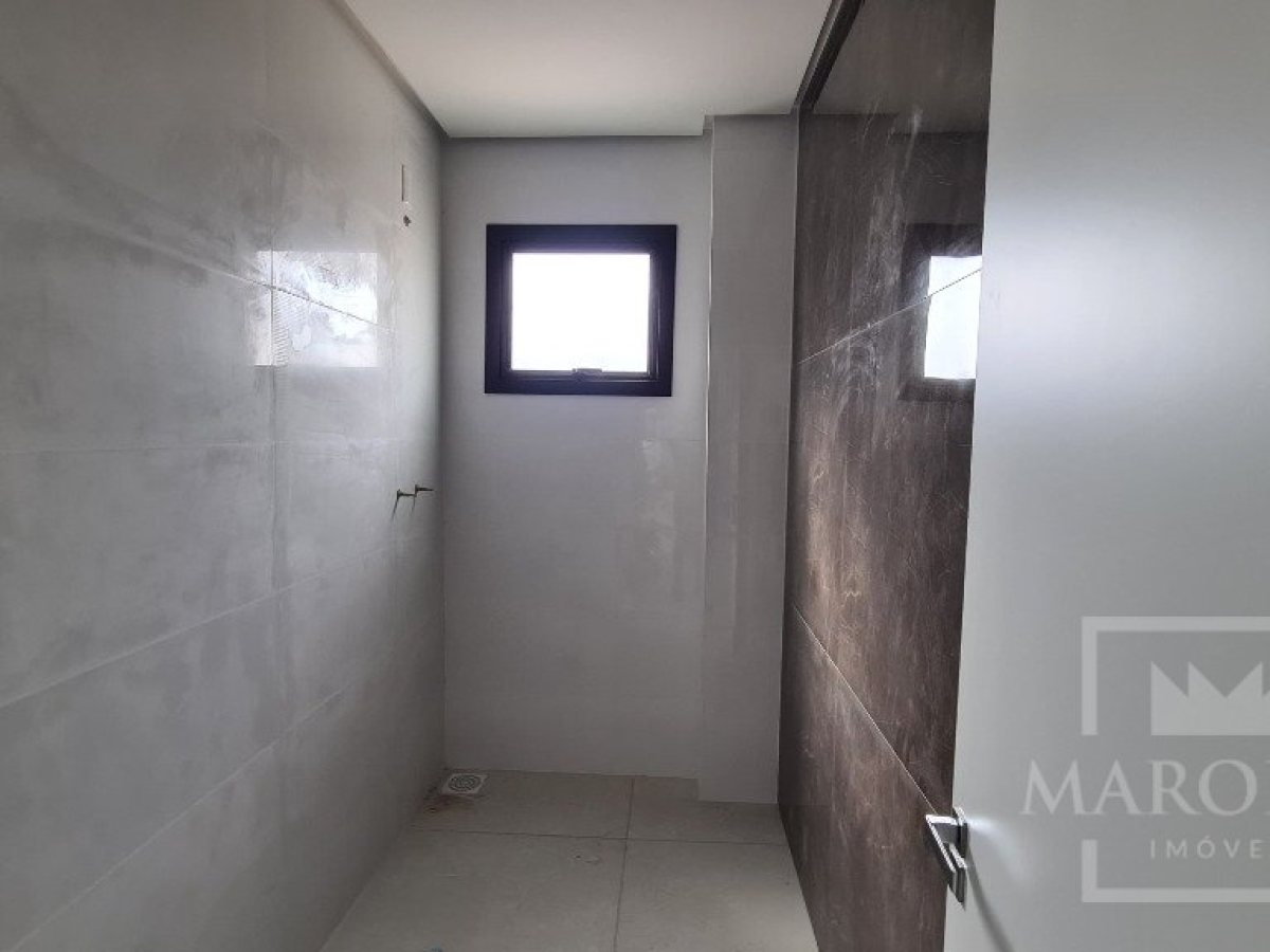 Apartamento com 90m², 3 dormitórios, Nao suíte, 1 vaga, no bairro Alberto Borella em Marau