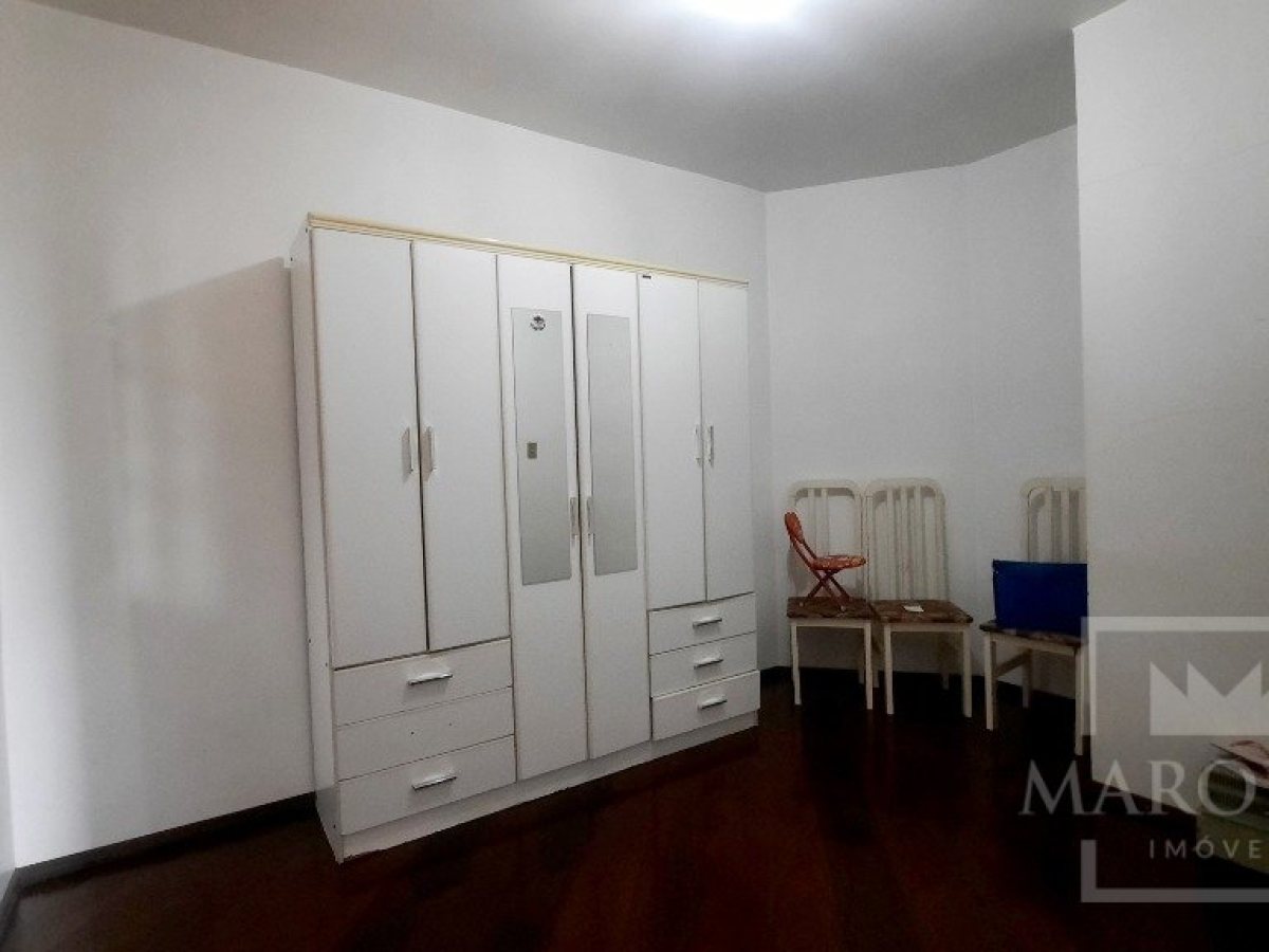 Casa com 184m², 4 dormitórios, Nao suíte, 3 vagas, no bairro Bosque em Marau