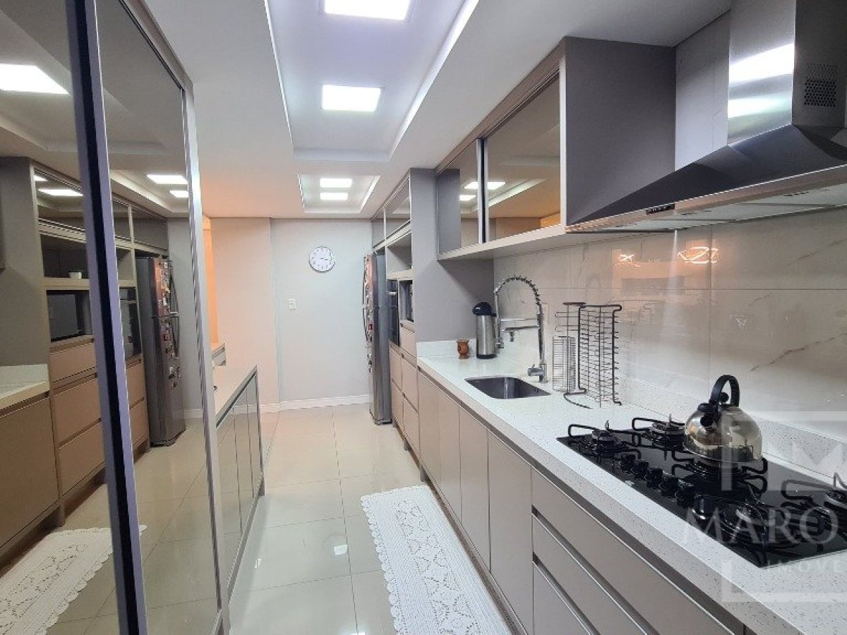 Apartamento com 119m², 2 dormitórios, Sim suíte, 2 vagas, no bairro Centro em Marau