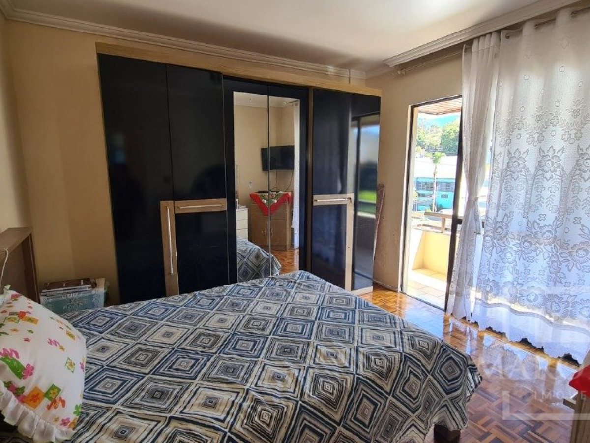 Apartamento com 71m², 2 dormitórios, Nao suíte, no bairro Centro em Marau