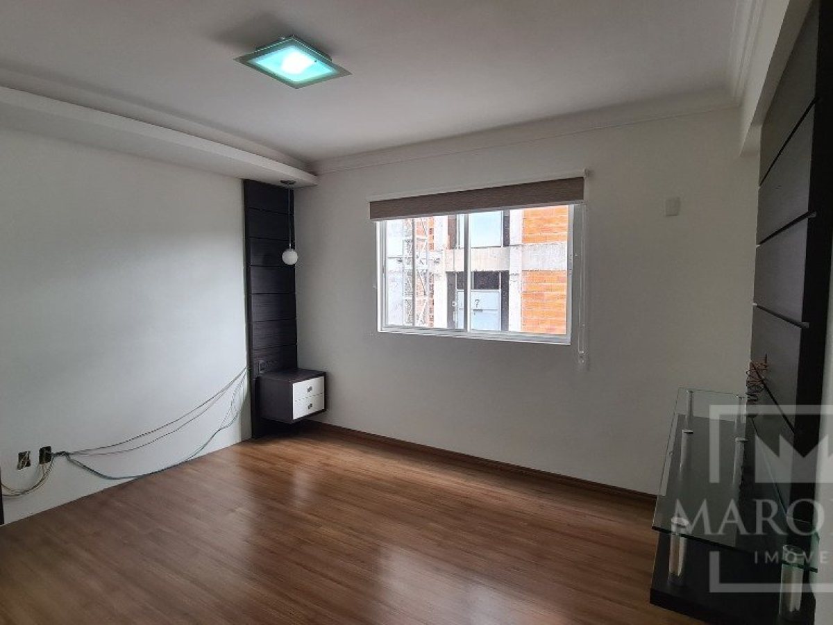 Apartamento com 149m², 3 dormitórios, Sim suíte, 1 vaga, no bairro Centro em Marau