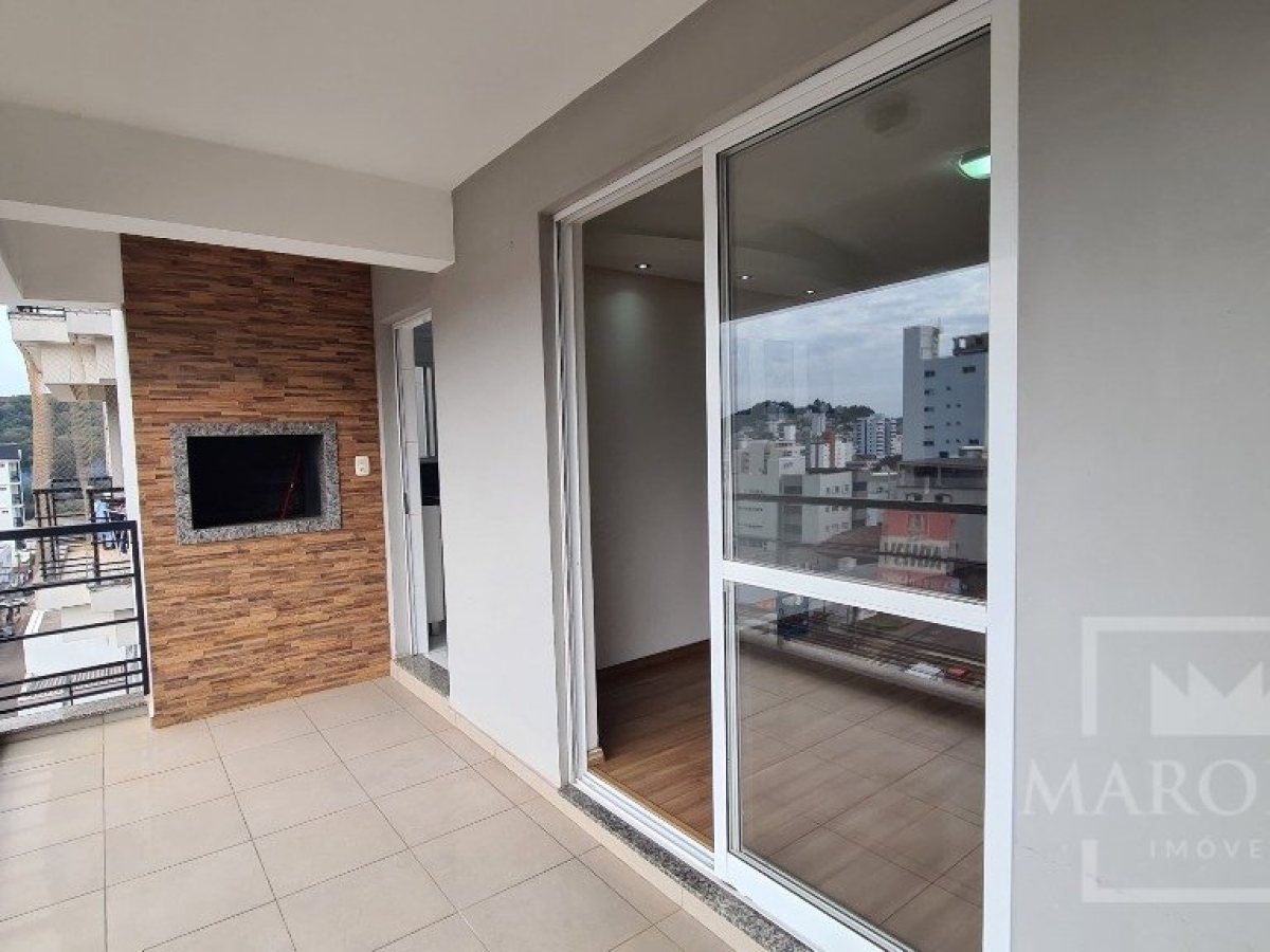 Apartamento com 149m², 3 dormitórios, Sim suíte, 1 vaga, no bairro Centro em Marau