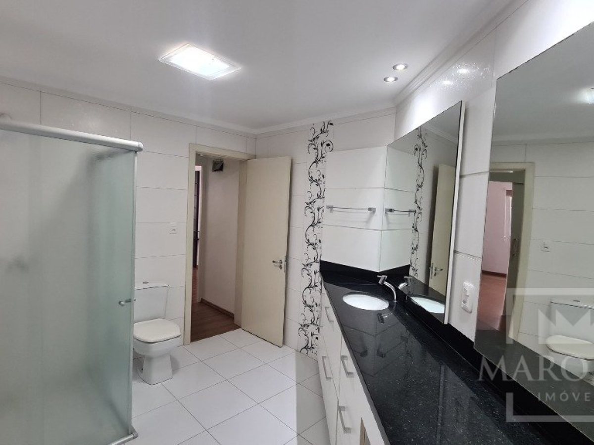 Apartamento com 149m², 3 dormitórios, Sim suíte, 1 vaga, no bairro Centro em Marau