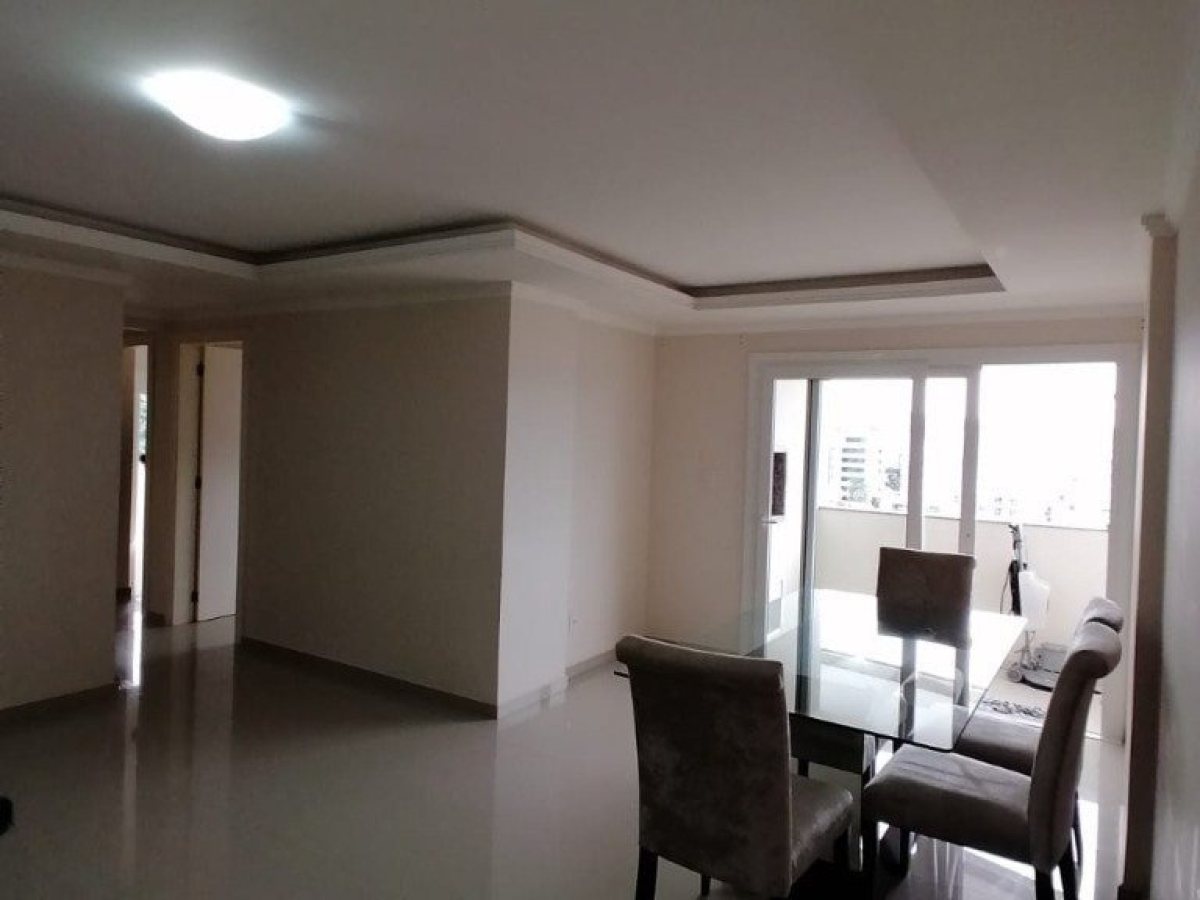 Apartamento com 90m², 3 dormitórios, Sim suíte, 1 vaga, no bairro Centro em Marau