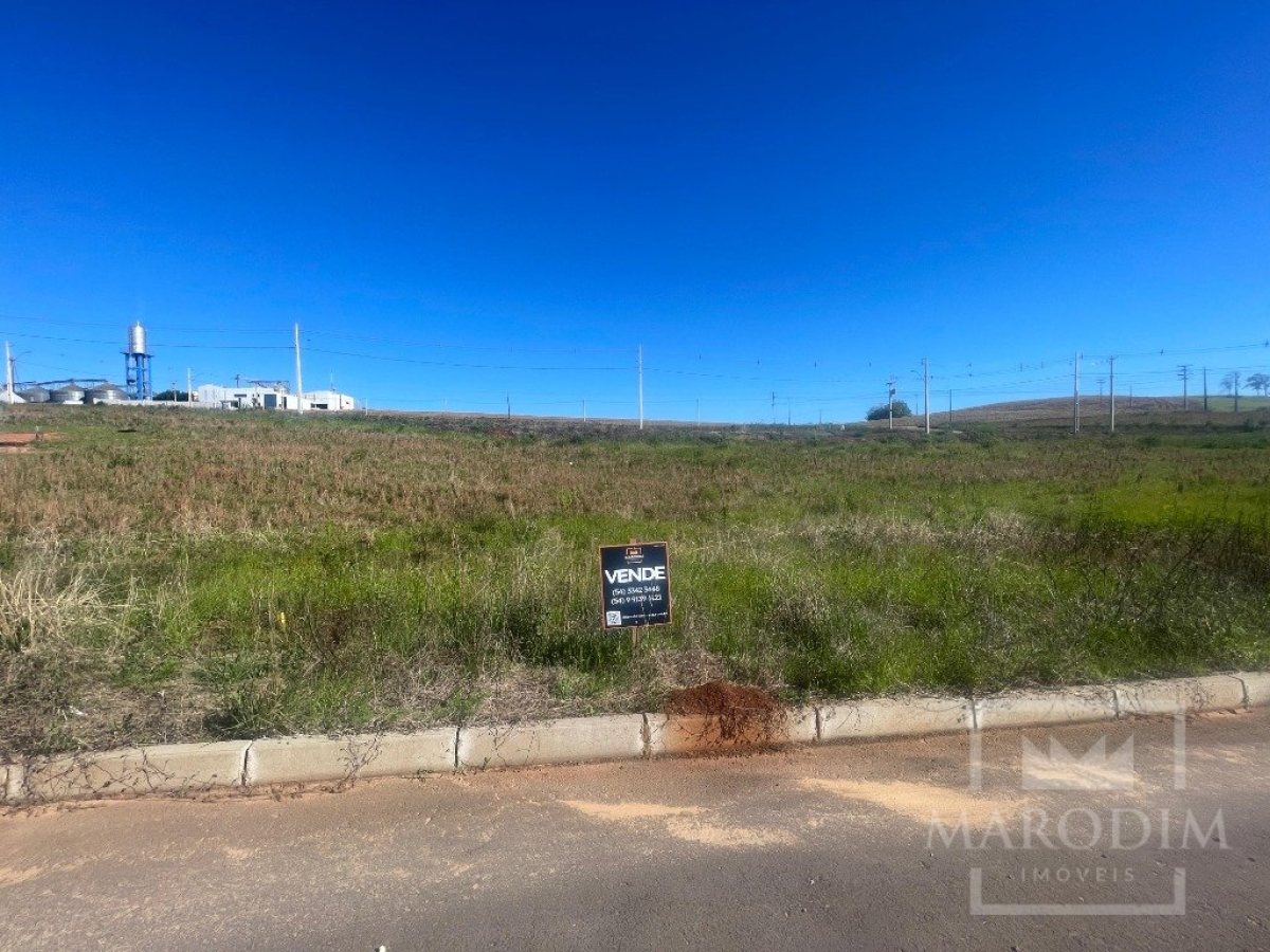 Terreno com 300m², Nao suíte, no bairro Loteamento São Gabriel em Marau