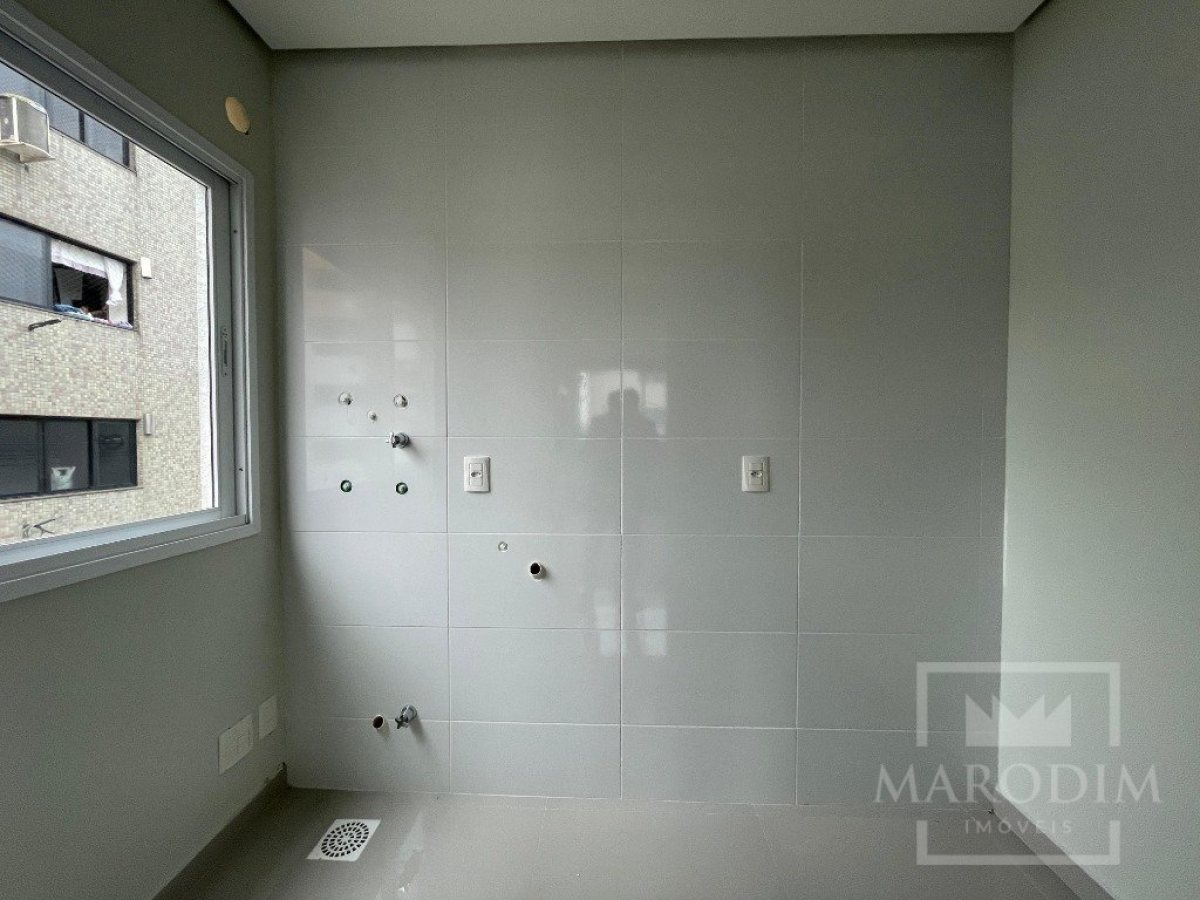 Apartamento com 112m², 3 dormitórios, Nao suíte, 1 vaga, no bairro Centro em Marau