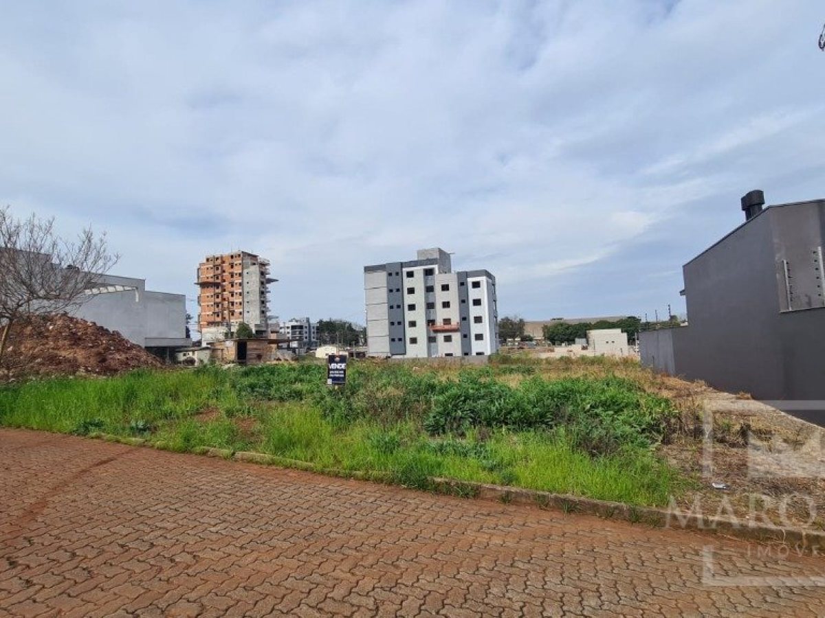 Terreno com 350m², Nao suíte, no bairro Loteamento Santin em Marau