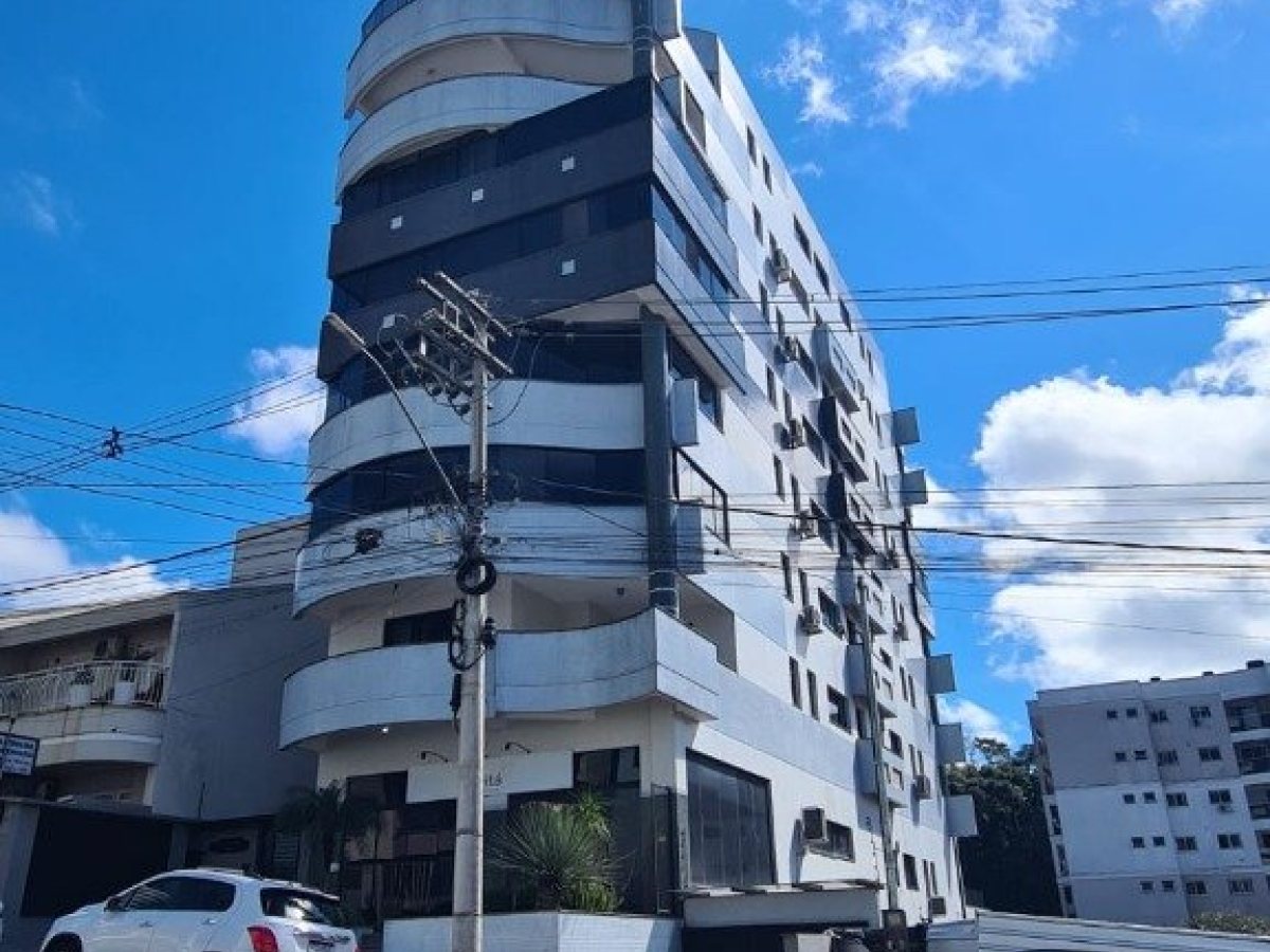 Apartamento com 96m², 2 dormitórios, Sim suíte, 1 vaga, no bairro Centro em Marau