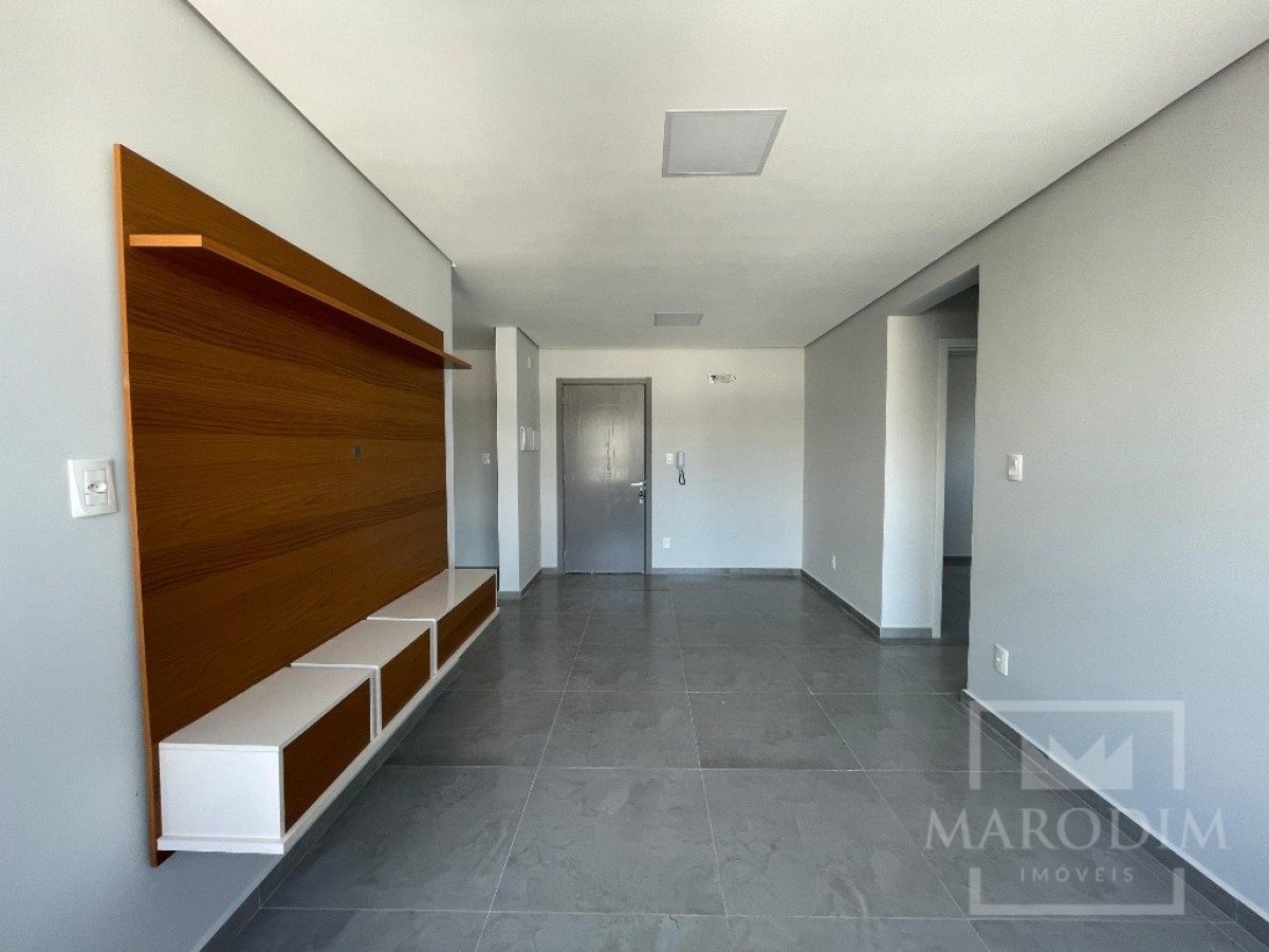 Apartamento com 67m², 2 dormitórios, Nao suíte, 1 vaga, no bairro Centro em Marau