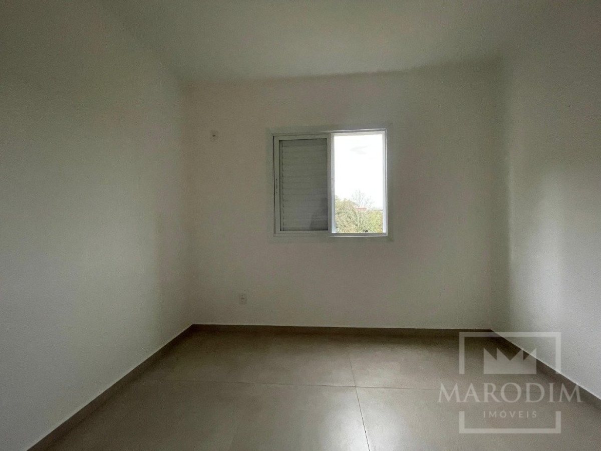Apartamento com 53m², 2 dormitórios, Nao suíte, 1 vaga, no bairro Loteamento Busnello em Marau