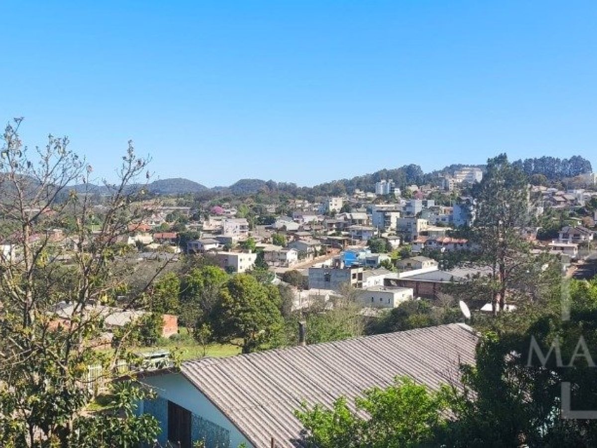 Casa com 94m², Nao suíte, no bairro Facchini em Marau