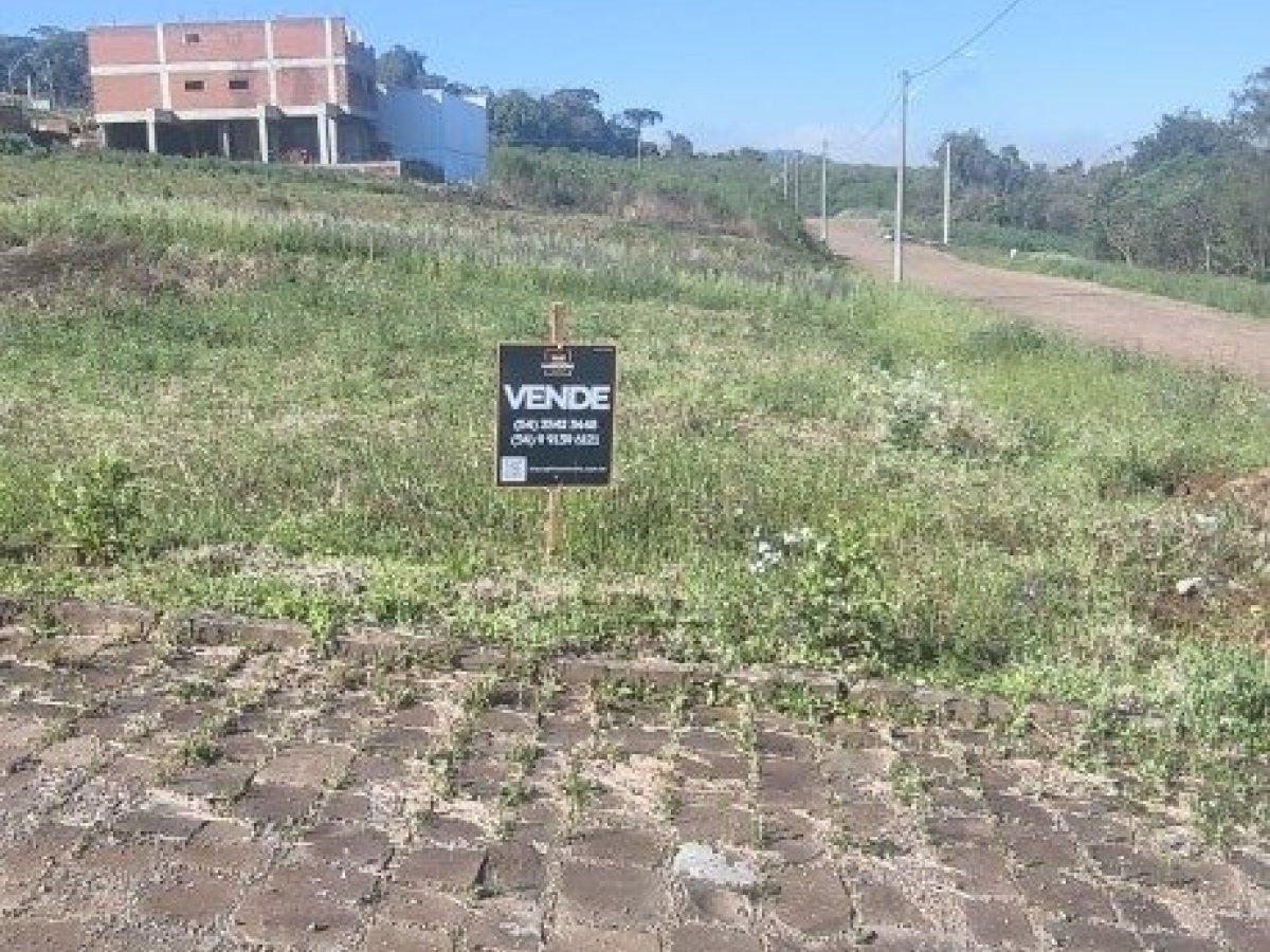 Terreno com 300m², Nao suíte, no bairro Vivere em Marau