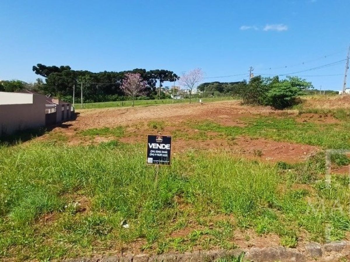 Terreno com 307m², Nao suíte, no bairro Residencial Villa Bella em Marau