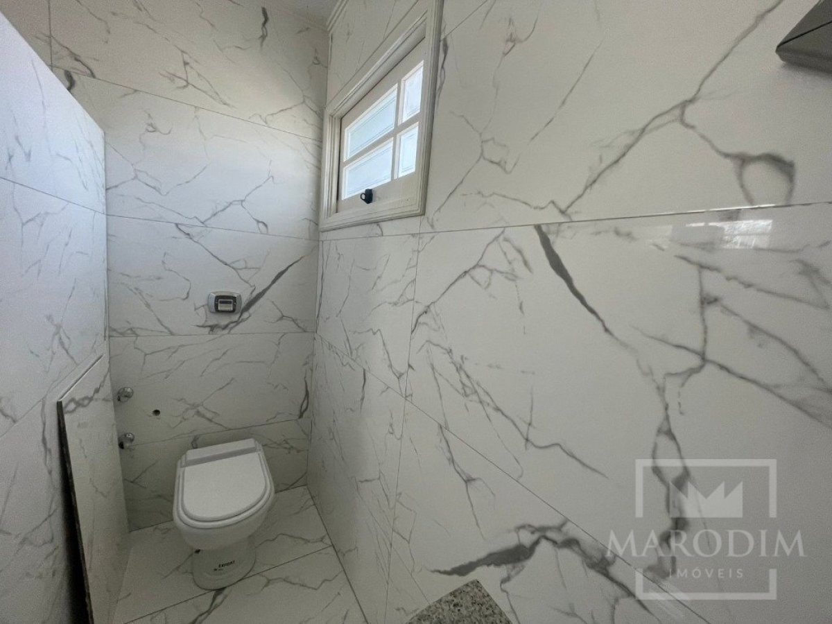 Casa com 293m², 3 dormitórios, Nao suíte, 1 vaga, no bairro Bosque em Marau