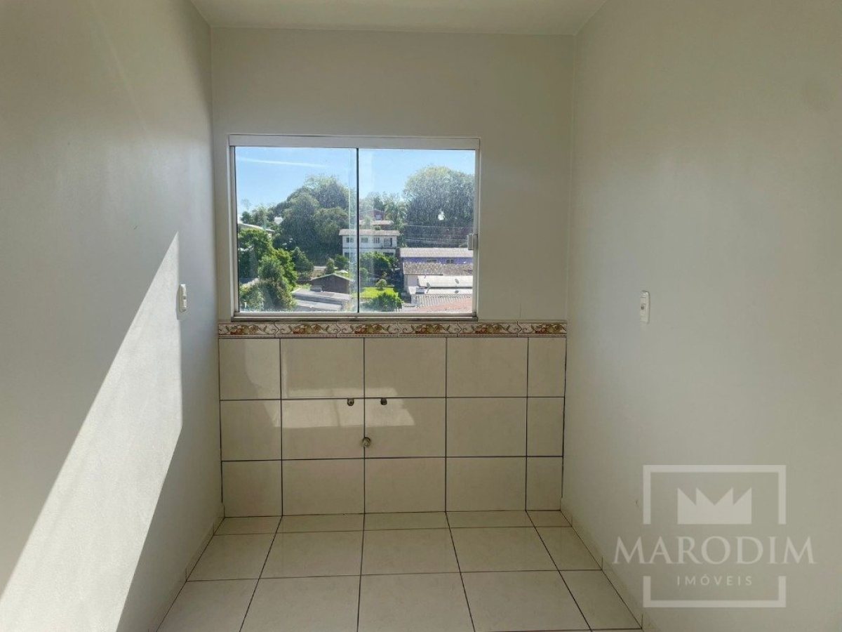 Apartamento com 80m², 2 dormitórios, Nao suíte, no bairro Bosque em Marau